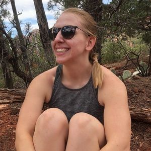 Meet your Posher, Emily